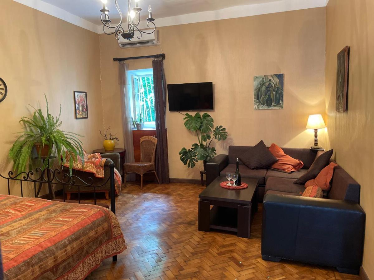 Tbilisi Loves You Apartment Eksteriør bilde